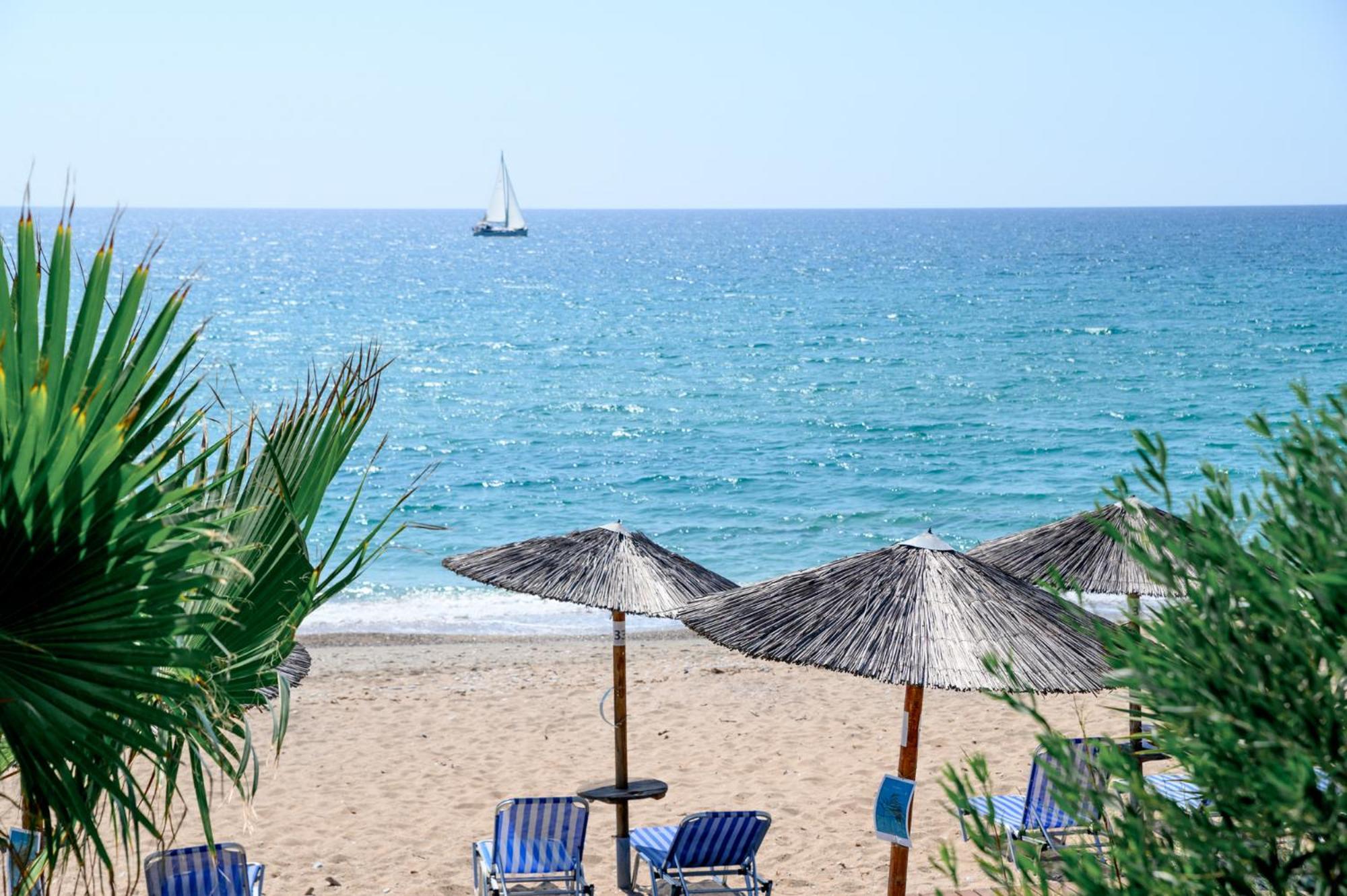 Poseidon Beach Hotel คราสโตชิเกีย ภายนอก รูปภาพ