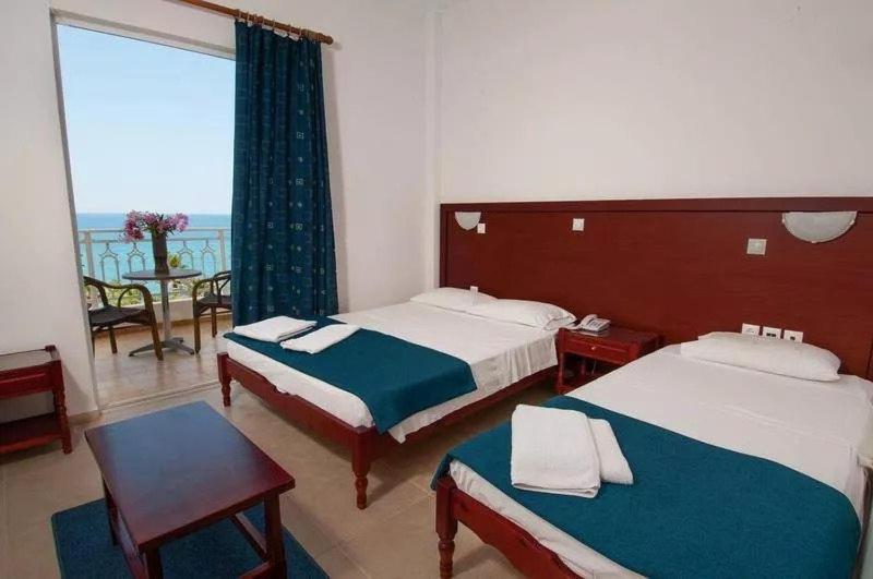 Poseidon Beach Hotel คราสโตชิเกีย ภายนอก รูปภาพ