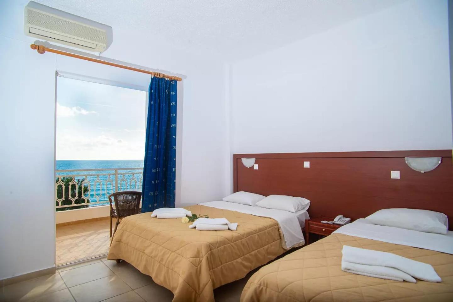 Poseidon Beach Hotel คราสโตชิเกีย ภายนอก รูปภาพ
