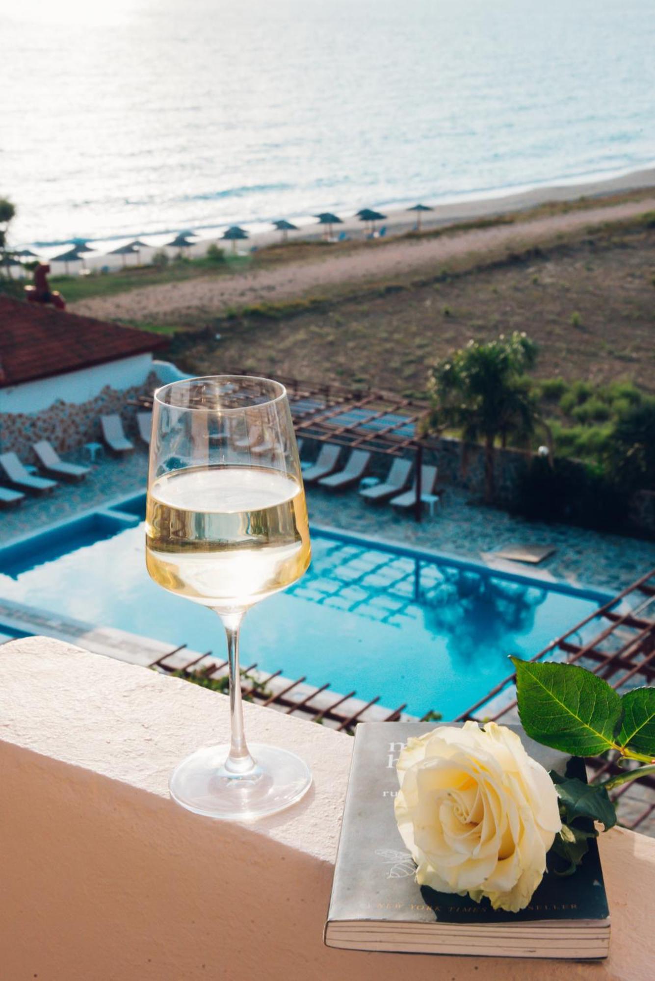 Poseidon Beach Hotel คราสโตชิเกีย ภายนอก รูปภาพ