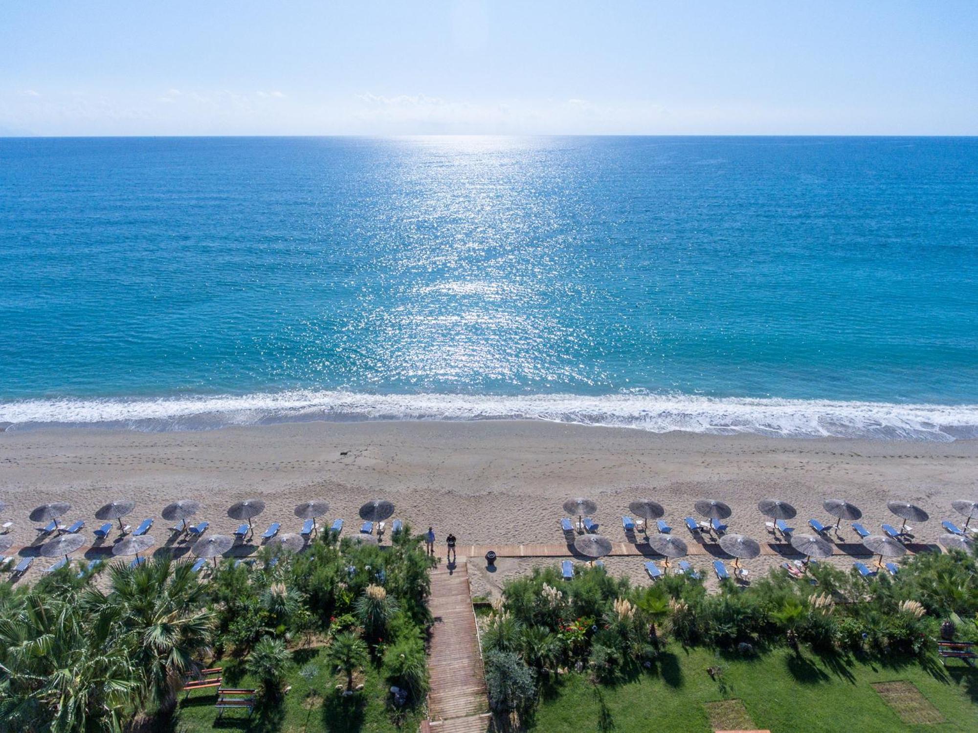 Poseidon Beach Hotel คราสโตชิเกีย ภายนอก รูปภาพ