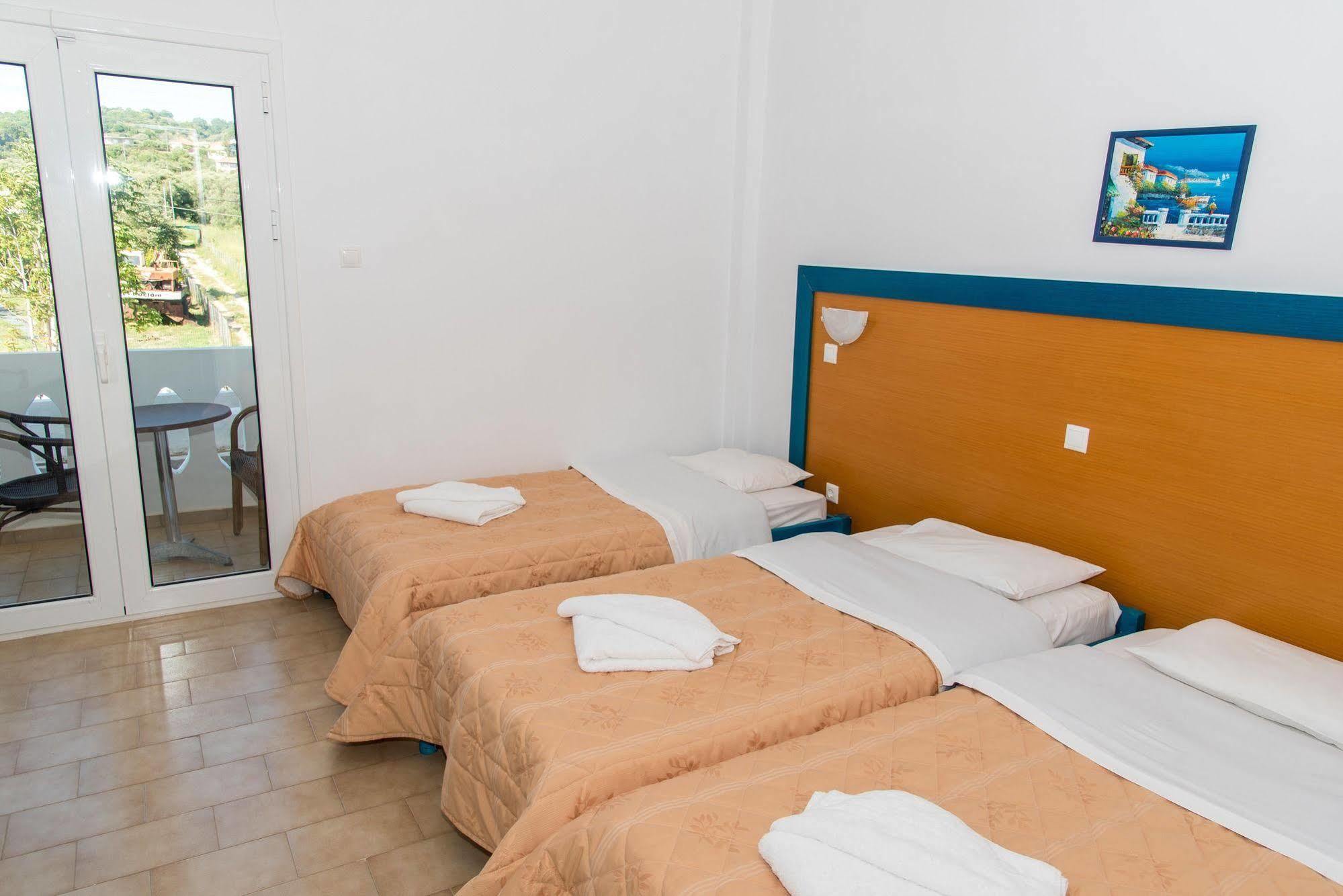 Poseidon Beach Hotel คราสโตชิเกีย ภายนอก รูปภาพ