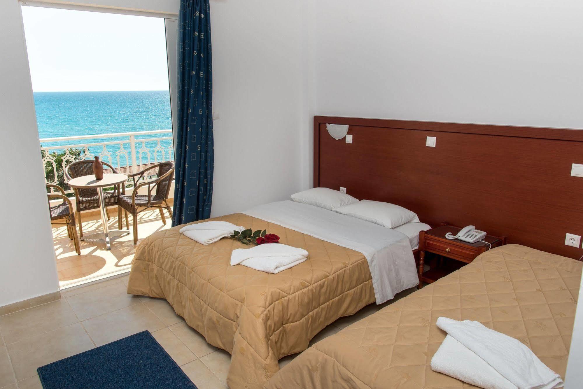 Poseidon Beach Hotel คราสโตชิเกีย ภายนอก รูปภาพ